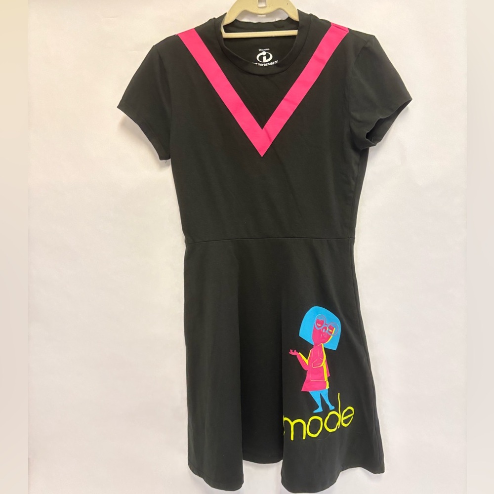 Loot Crate The Incredibles Edna Mode black jersey knit short sleeve dress